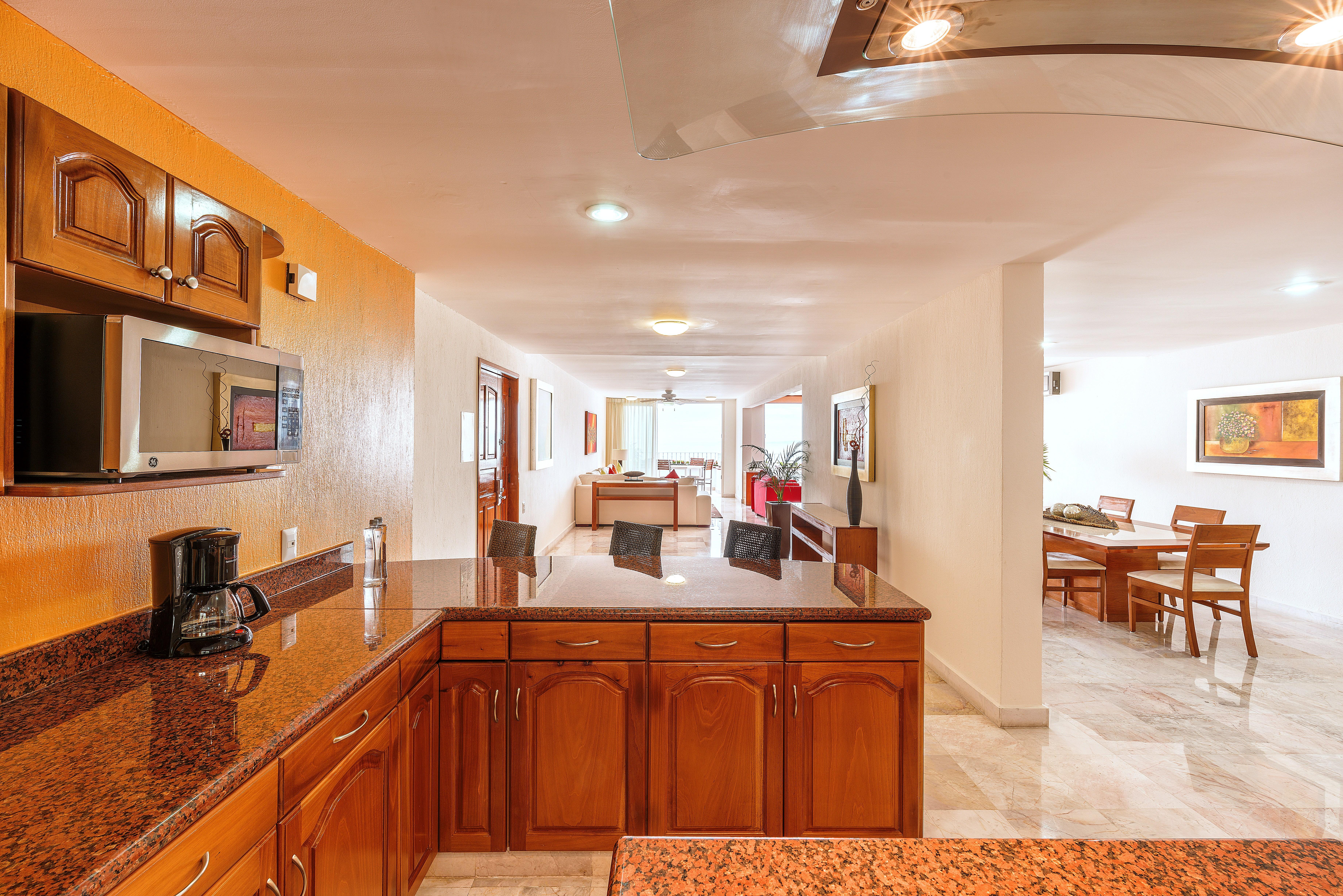 Grand Miramar All Luxury Suites & Residences (Adults Only) Puerto Vallarta Buitenkant foto