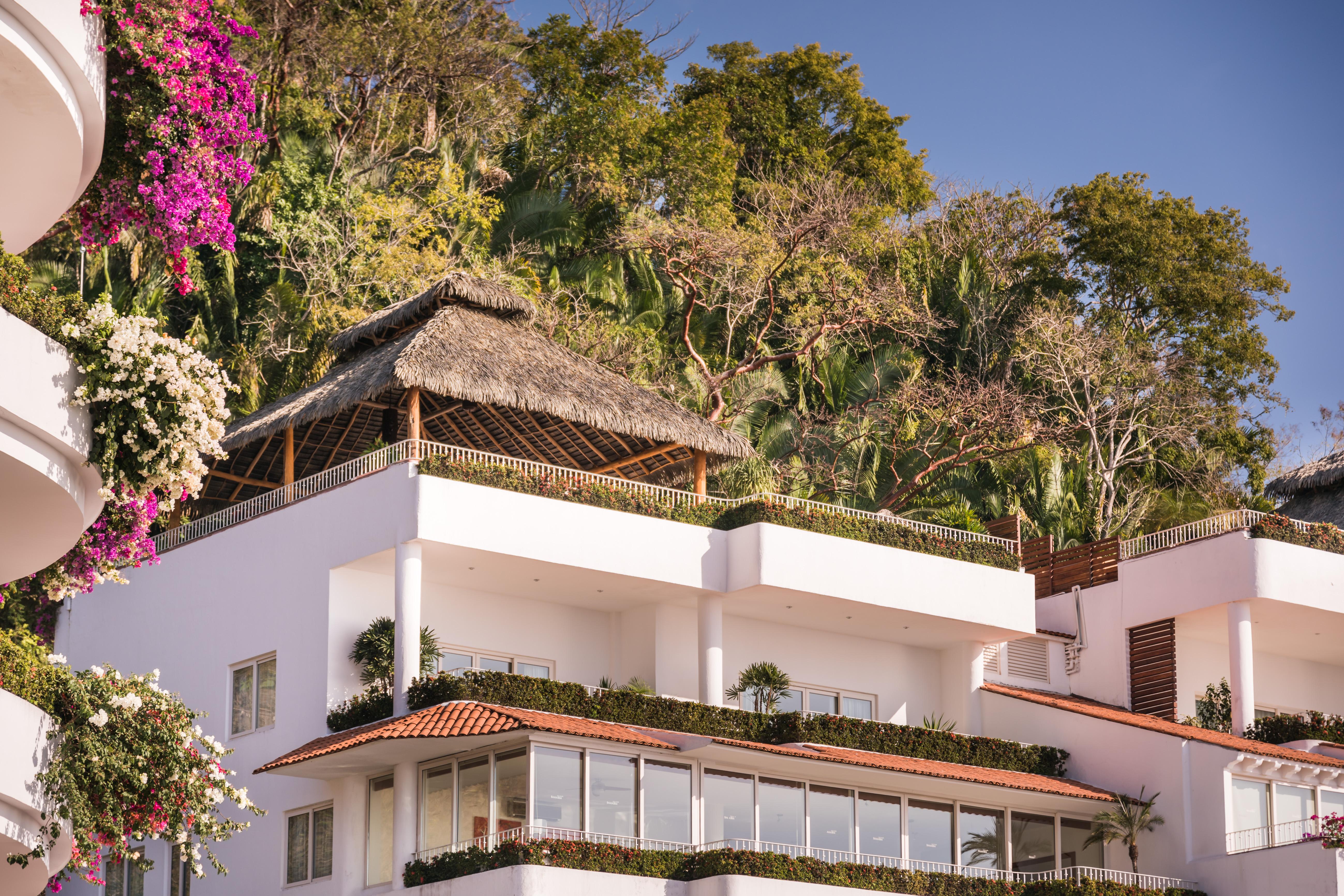 Grand Miramar All Luxury Suites & Residences (Adults Only) Puerto Vallarta Buitenkant foto