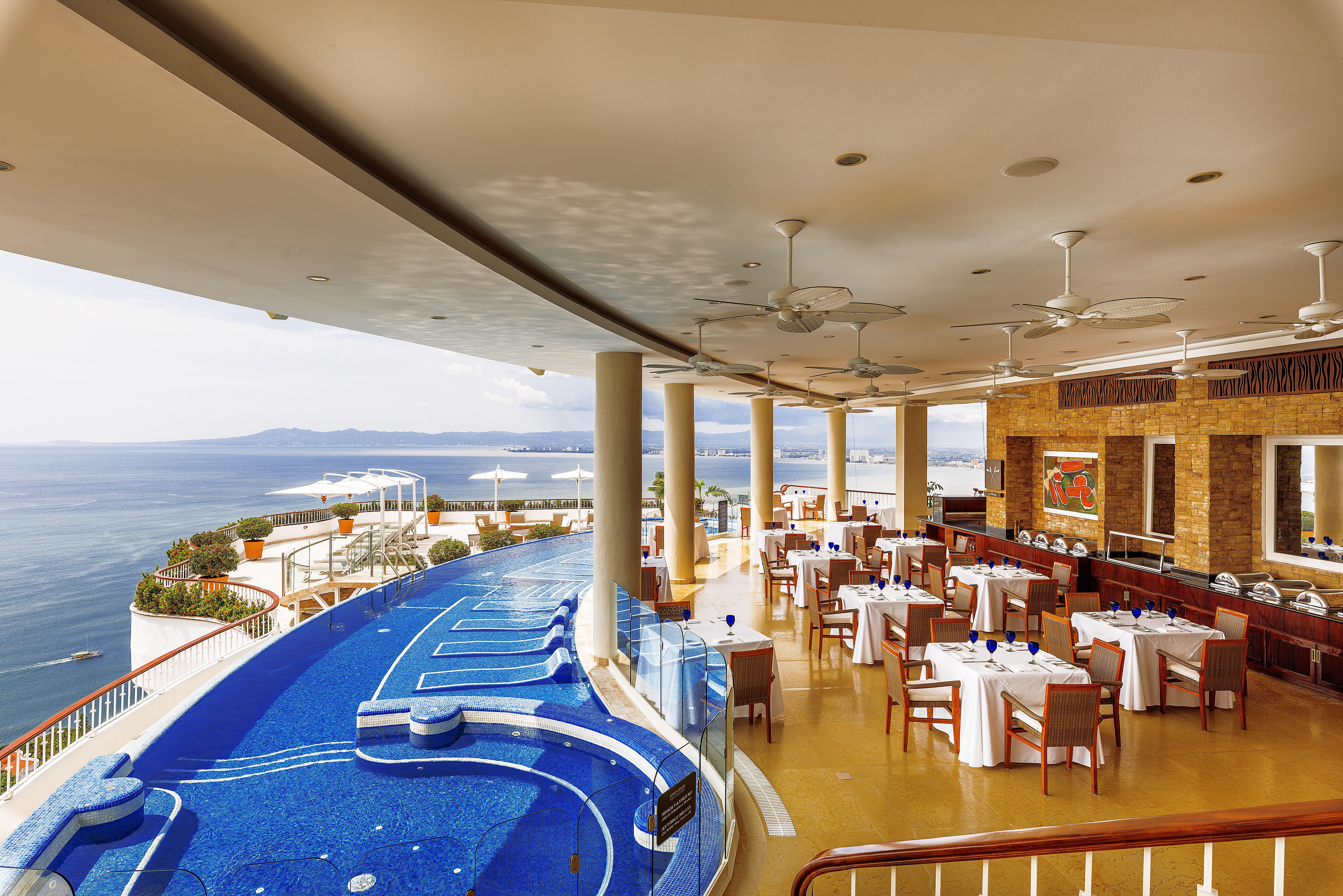 Grand Miramar All Luxury Suites & Residences (Adults Only) Puerto Vallarta Buitenkant foto