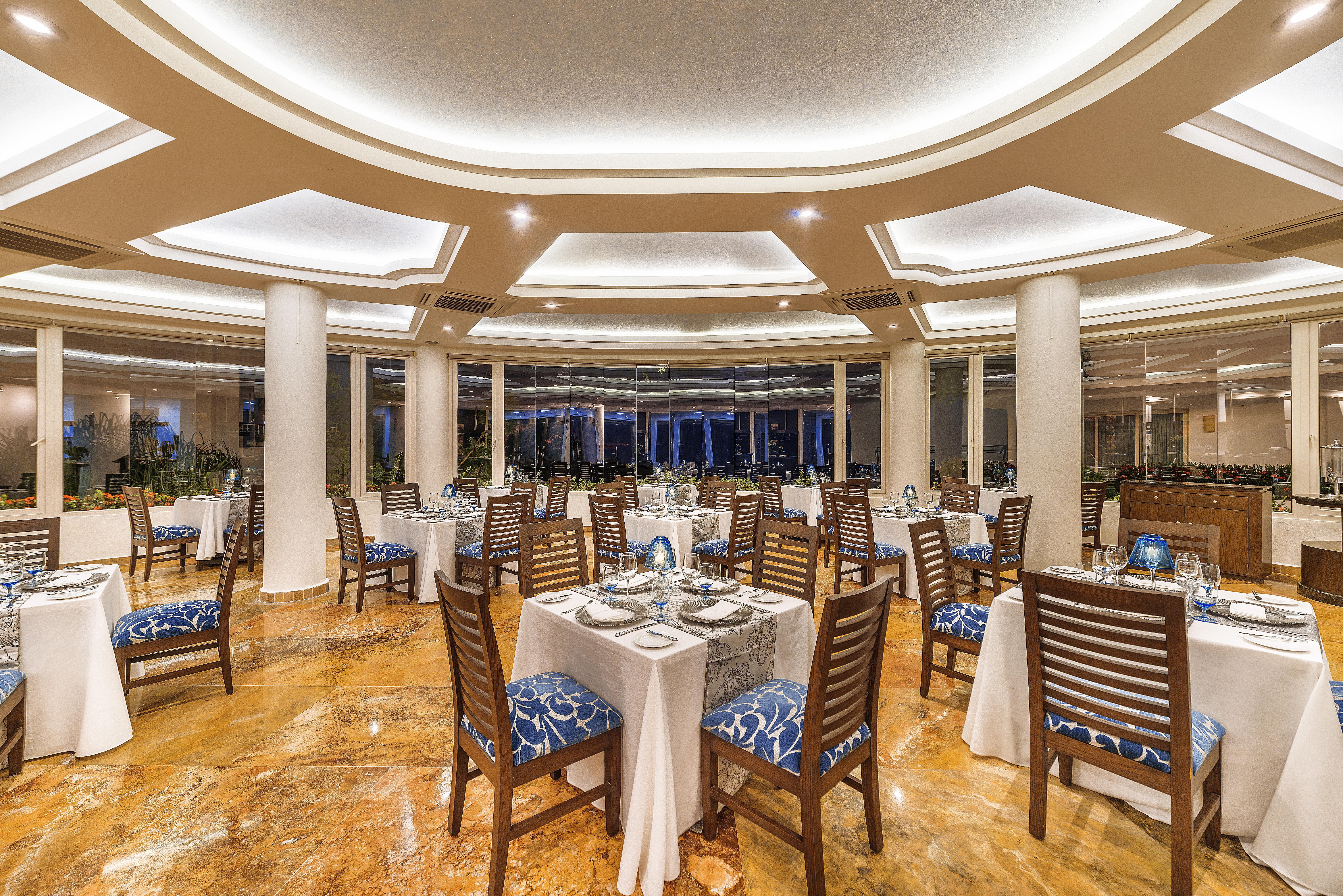 Grand Miramar All Luxury Suites & Residences (Adults Only) Puerto Vallarta Buitenkant foto
